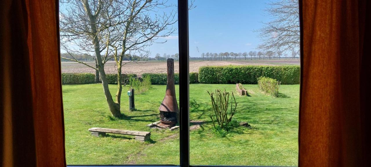 Slaaphuisjes Op Wielen Buitenwedde Westerwolde Luaran gambar